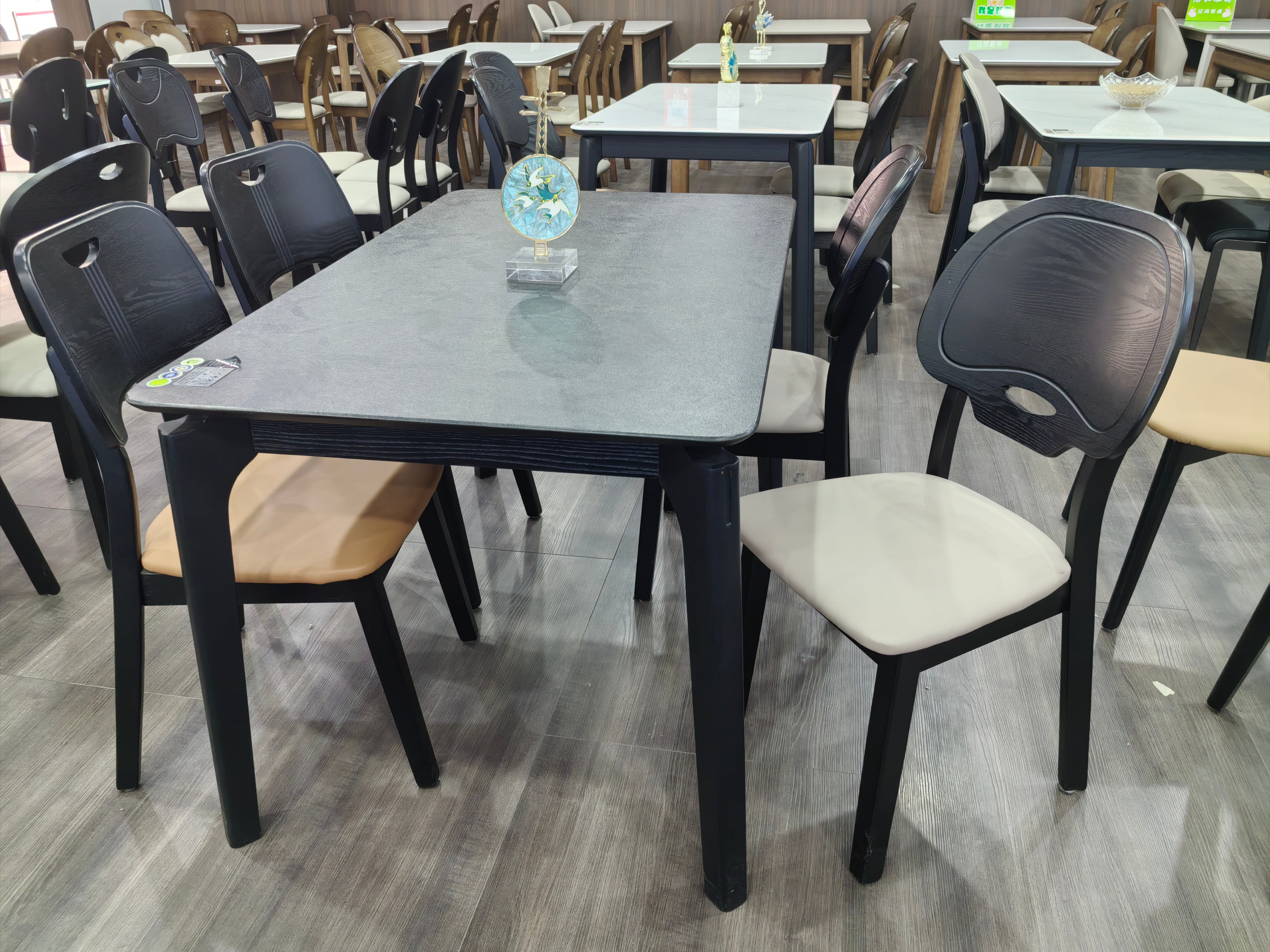 Dining Chair Solid Wood (2 Chairs) LKD028DCYS | LEUKHOME