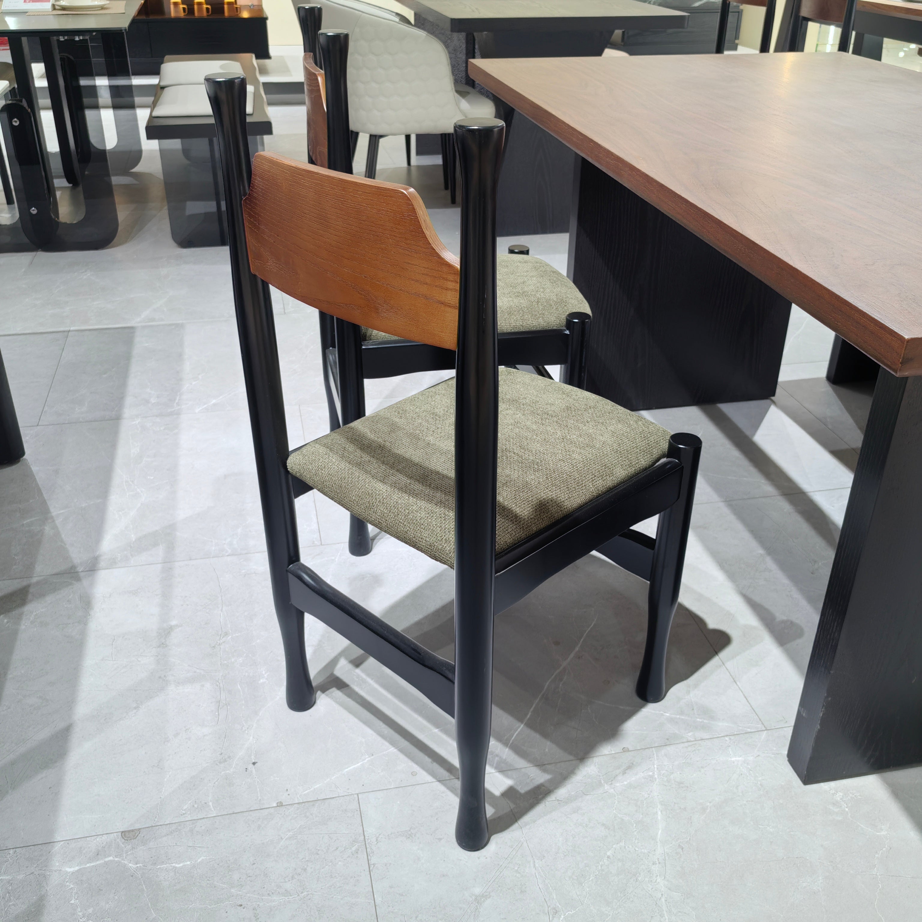 Dining Chair (2 Chairs) LKD039DCAYG | LEUKHOME