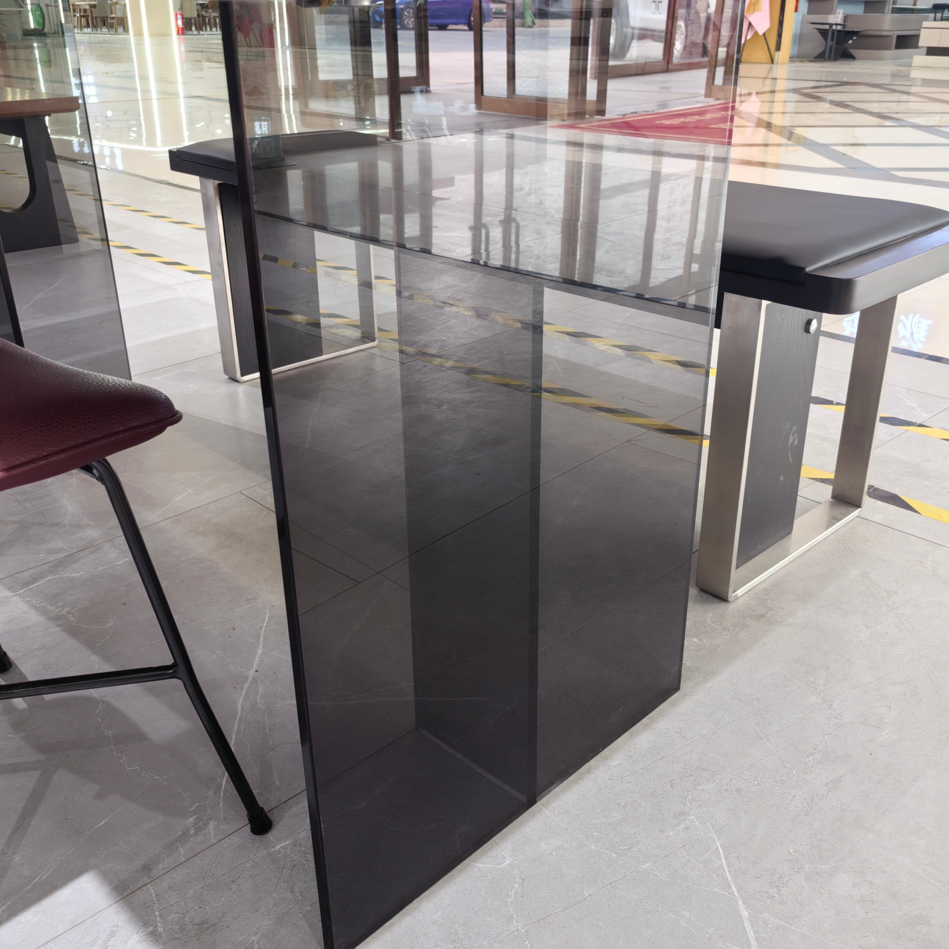 Dining Table Stainless Steel Wood Veneer Acrylic LKD041DTAYG | LEUKHOME
