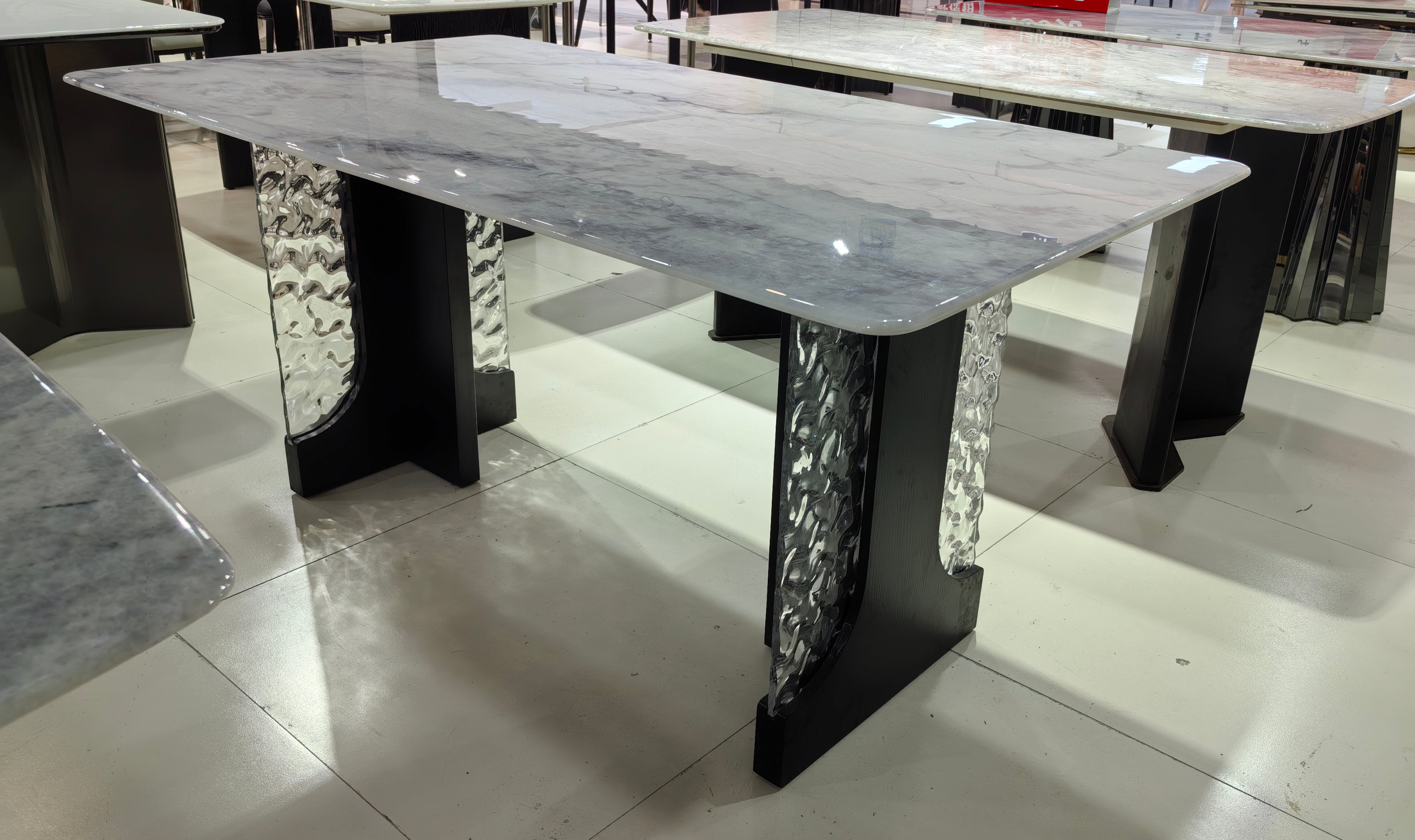 Dining Table Super Crystal Solid Wood Acrylic LKD096DTHX | LEUKHOME