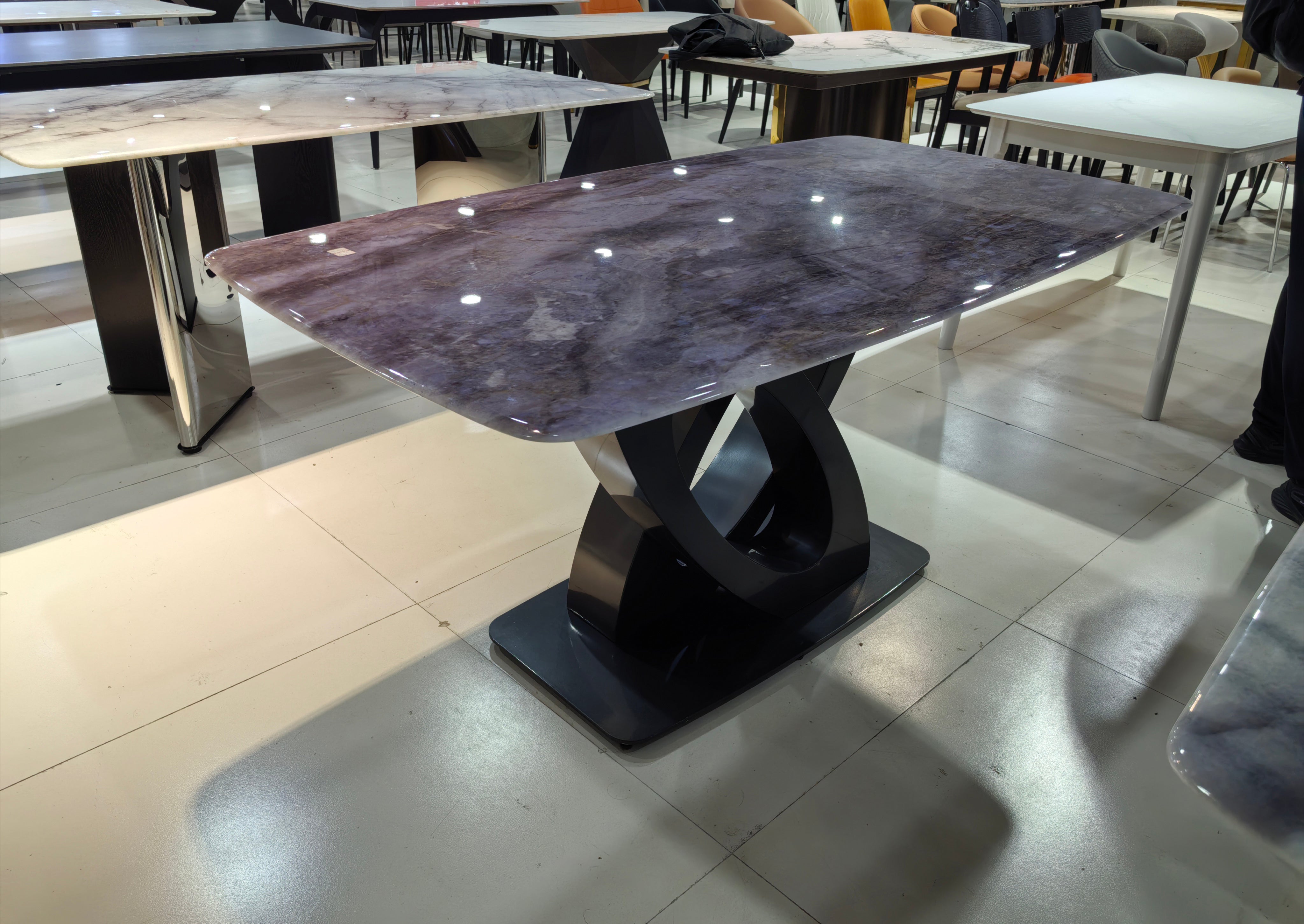 Dining Table Super Crystal Carbon Steel LKD097DTHX | LEUKHOME