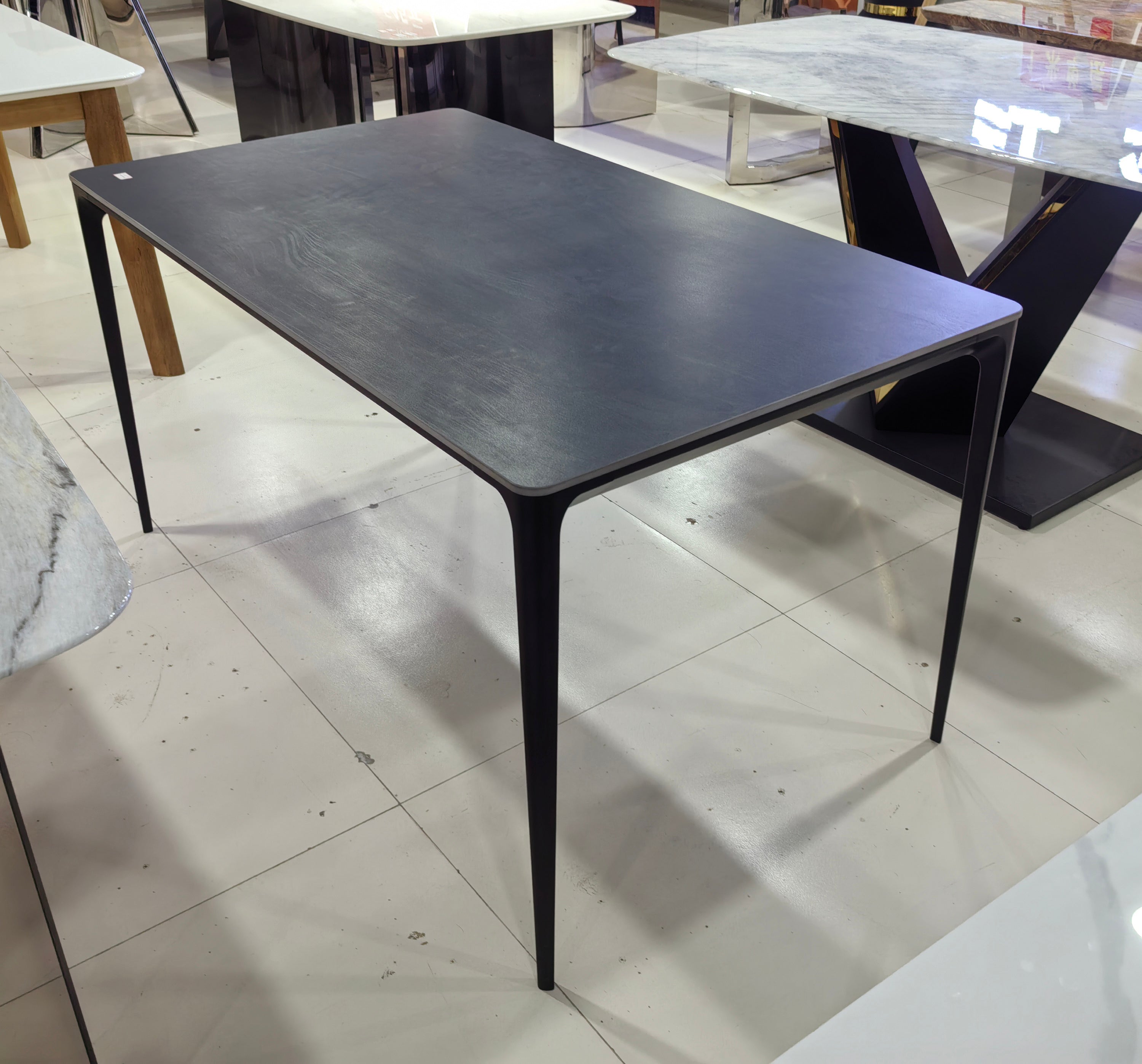 Dining Table Sintered Stone Carbon Steel LKD103DTHX | LEUKHOME