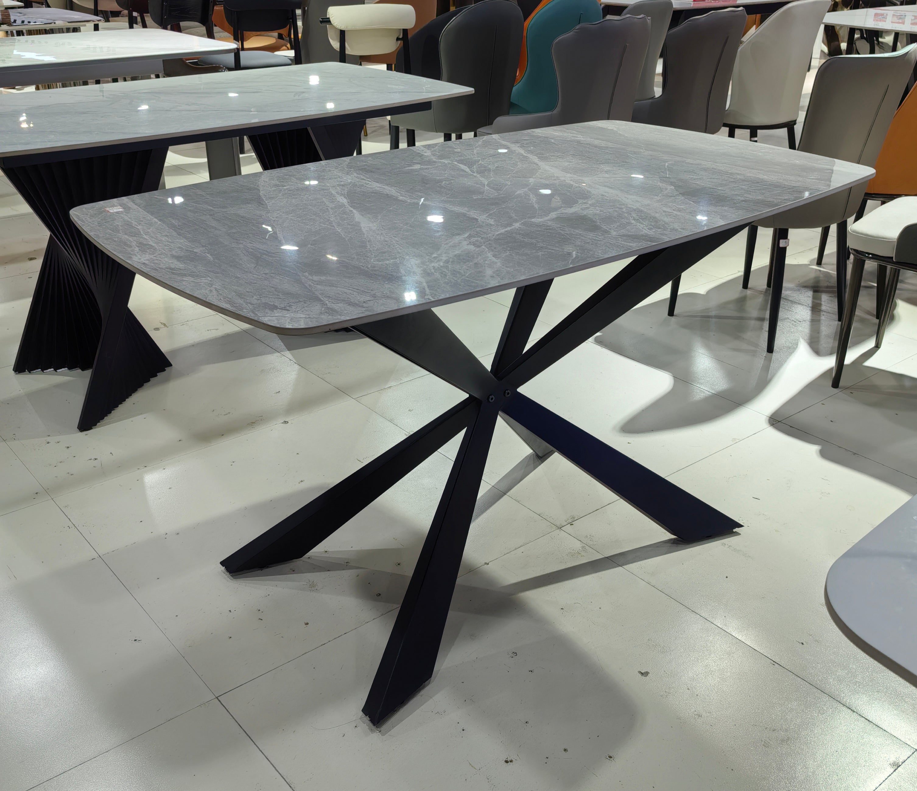 Dining Table Sintered Stone Carbon Steel LKD106DTHX | LEUKHOME