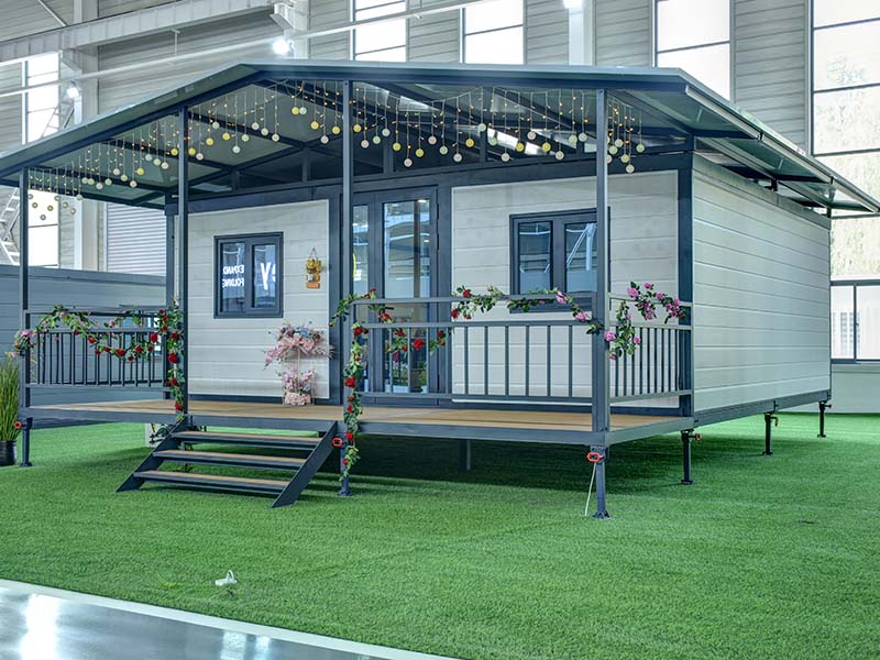 20 Feet Flat Top Double-wing Expansion Box House EF20F