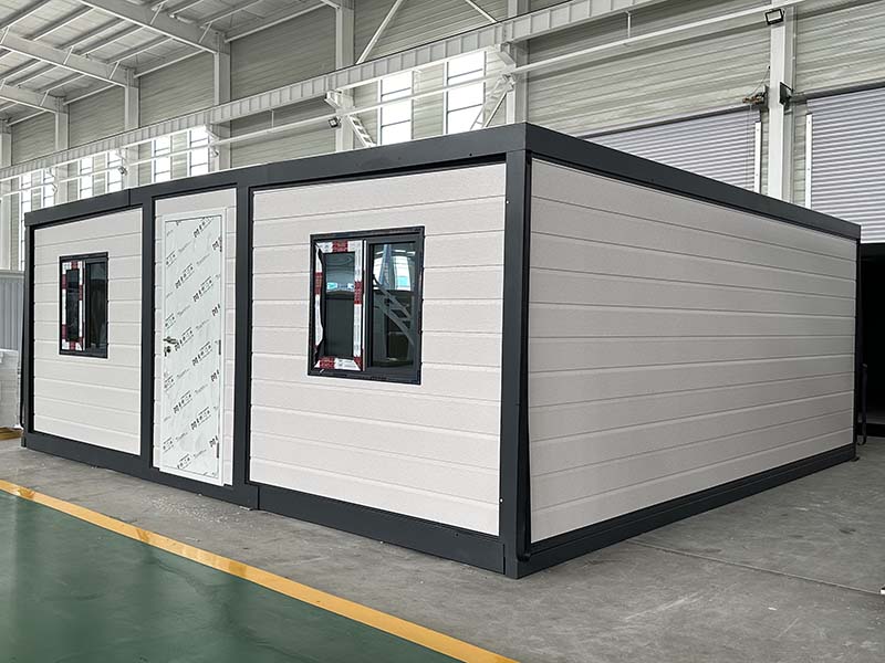 20 Feet Flat Top Double-wing Expansion Box House EF20F