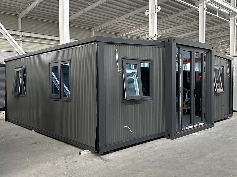 20 Feet Sloping Top Double-wing Expansion Box House ES20F