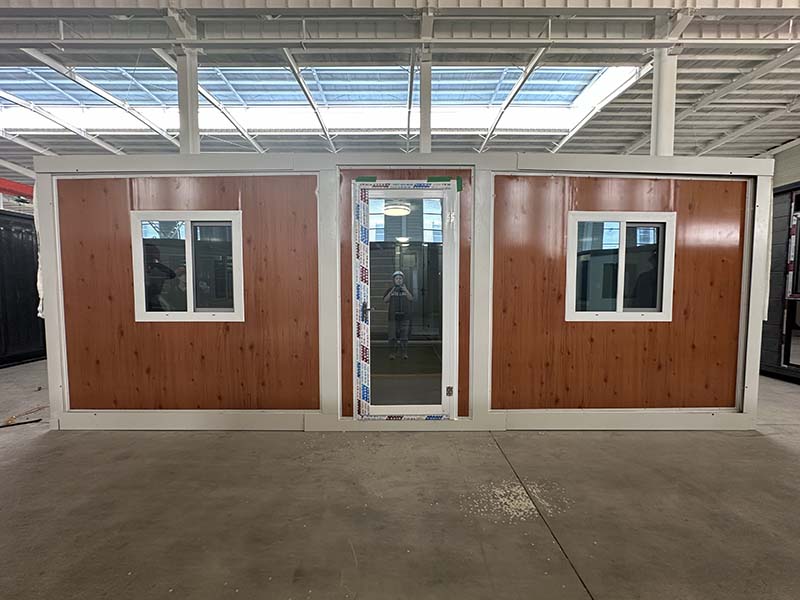 20 Feet Flat Top Double-wing Expansion Box House EF20F