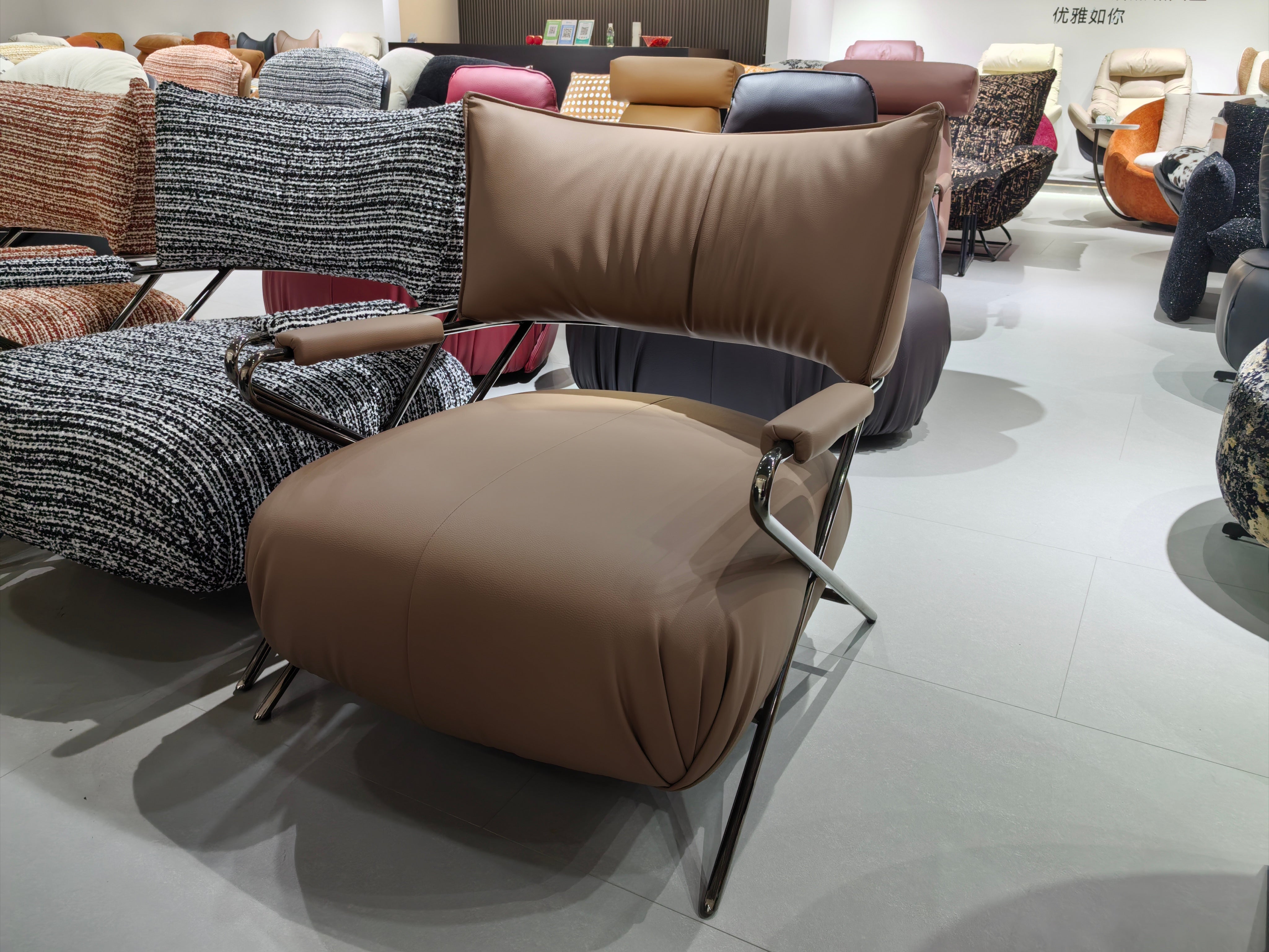 Armchair LKX007ACSY | LEUKHOME