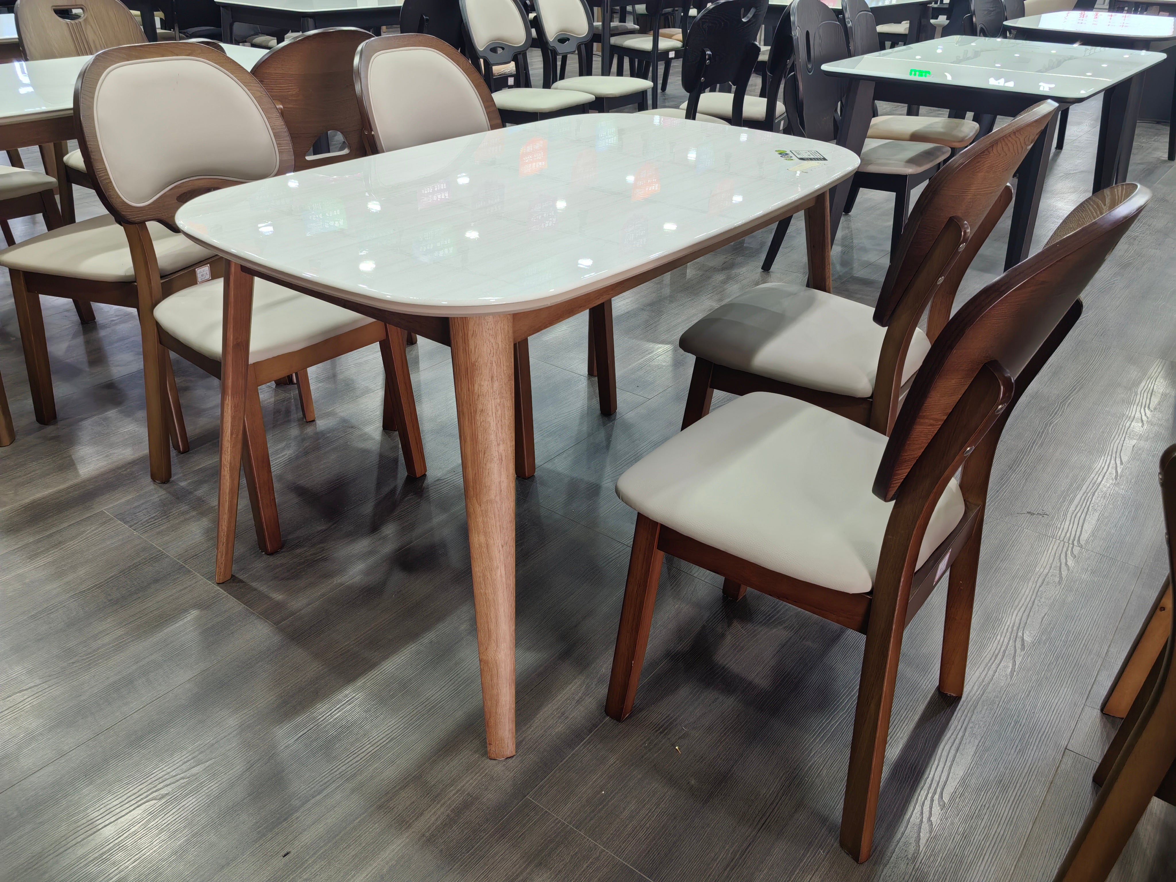 Dining Table Artificial Stone Oak LKD023DTYS | LEUKHOME