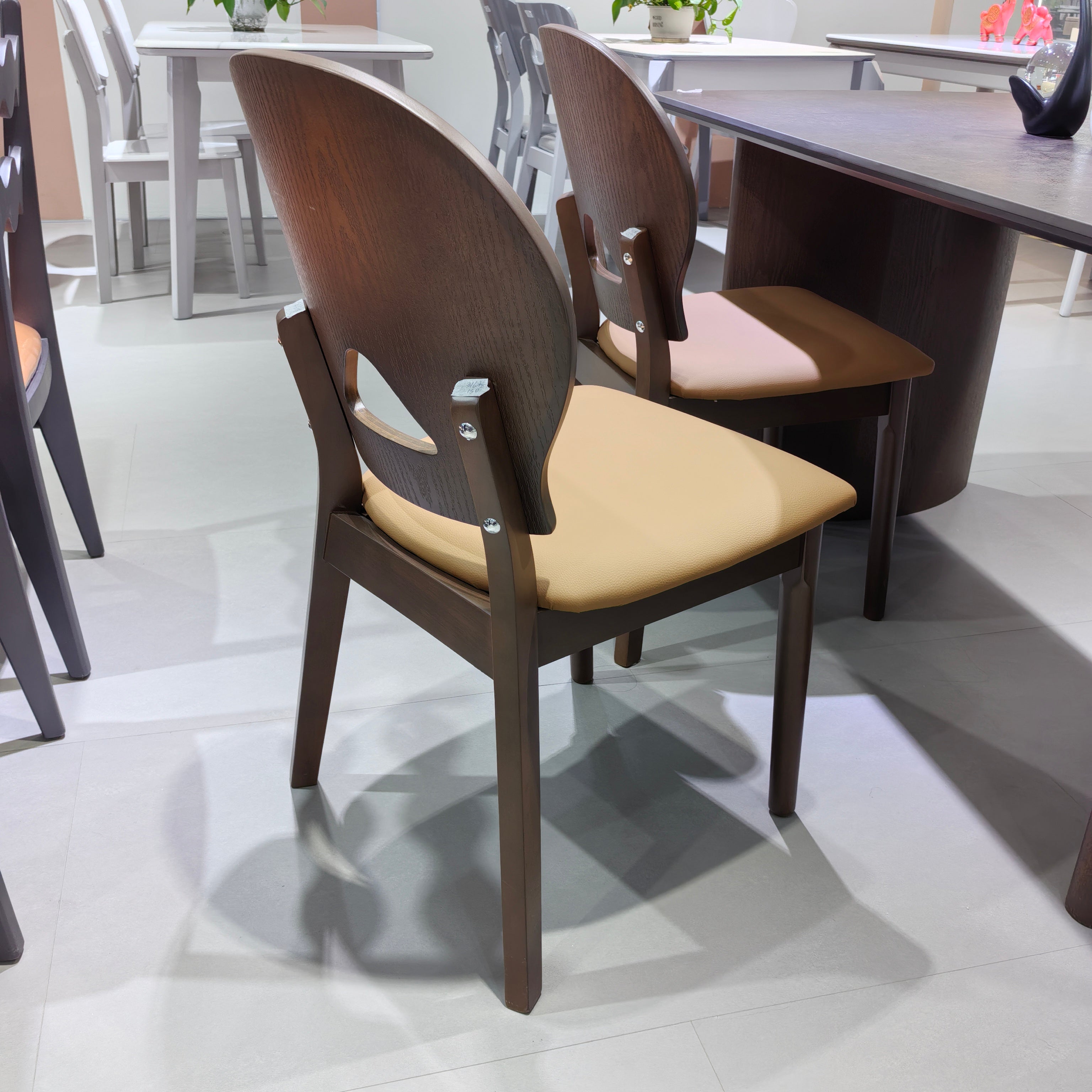 Обеденный стол PU (2 стула) LKD128DCSHYC | LEUKHOME