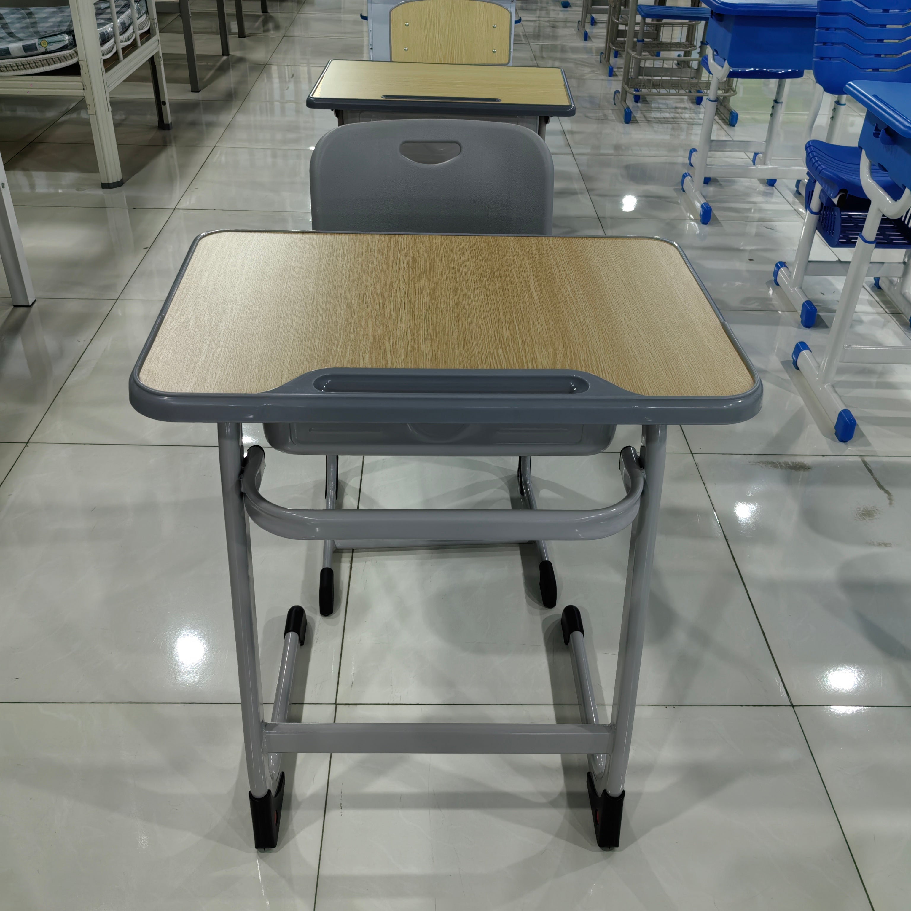 Single Desk and Chair, 2 Sets (2 Tables+2 Chairs) LKS203DKTSL | LEUKHOME