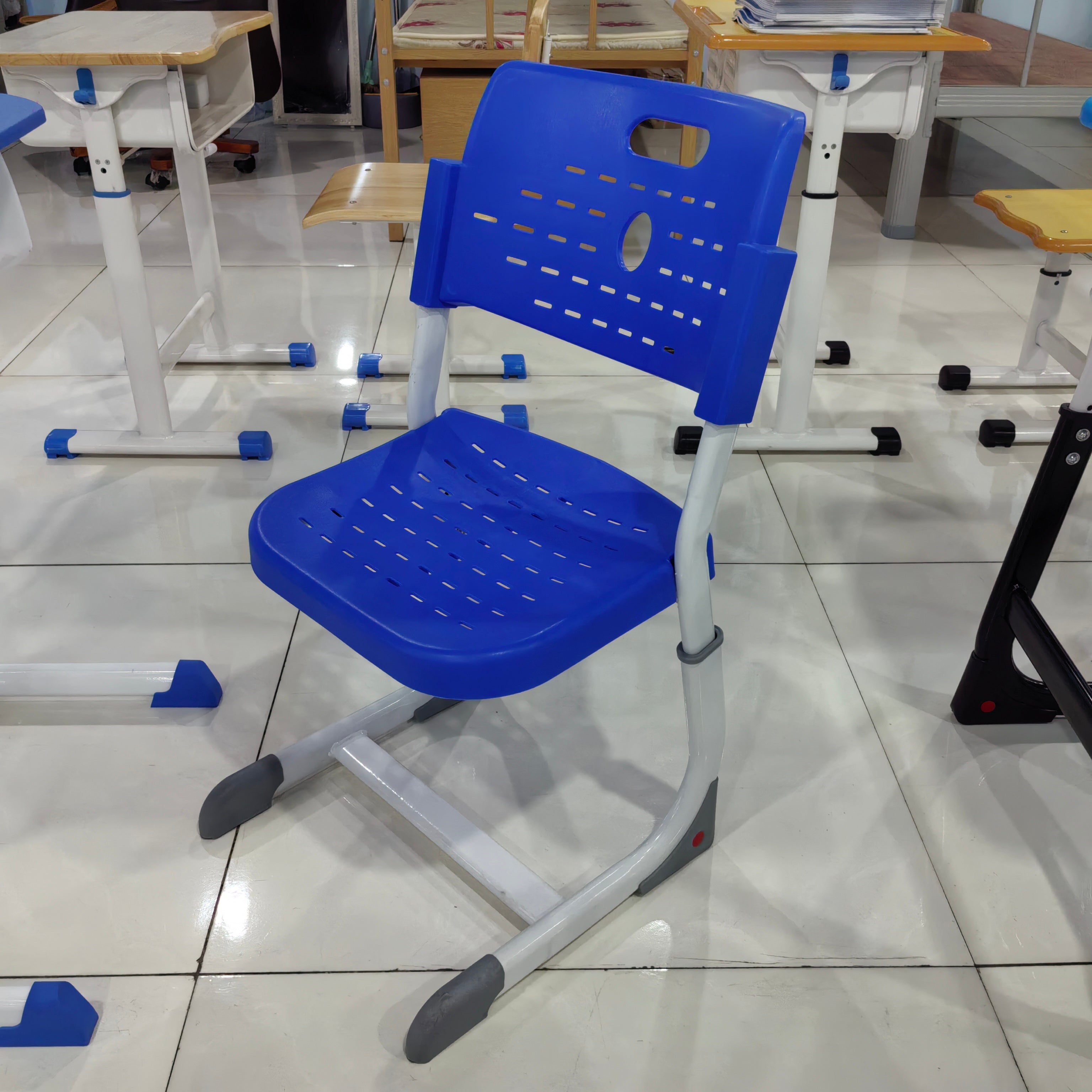 Single Desk and Chair, 2 Sets (2 Tables+2 Chairs) LKS206DKTSL | LEUKHOME