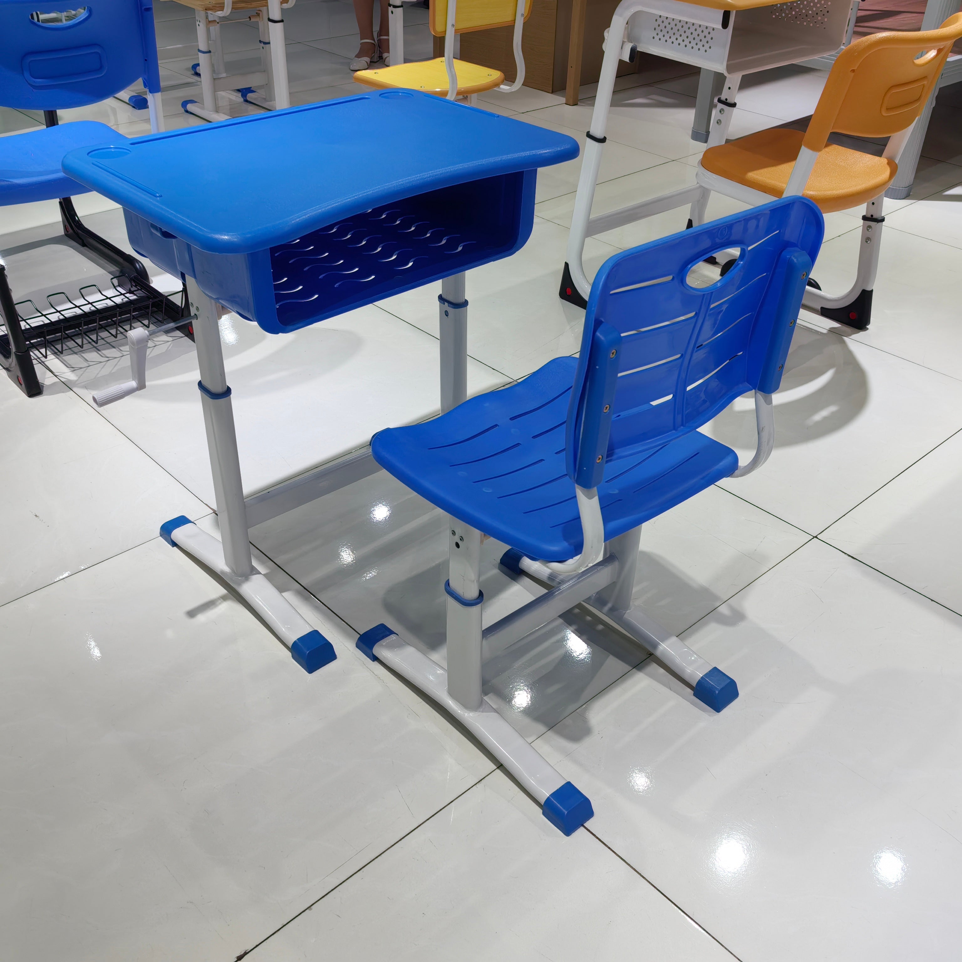 Single Desk and Chair, 1 Set (1 Table+1 Chair) LKS306DKTSL | LEUKHOME